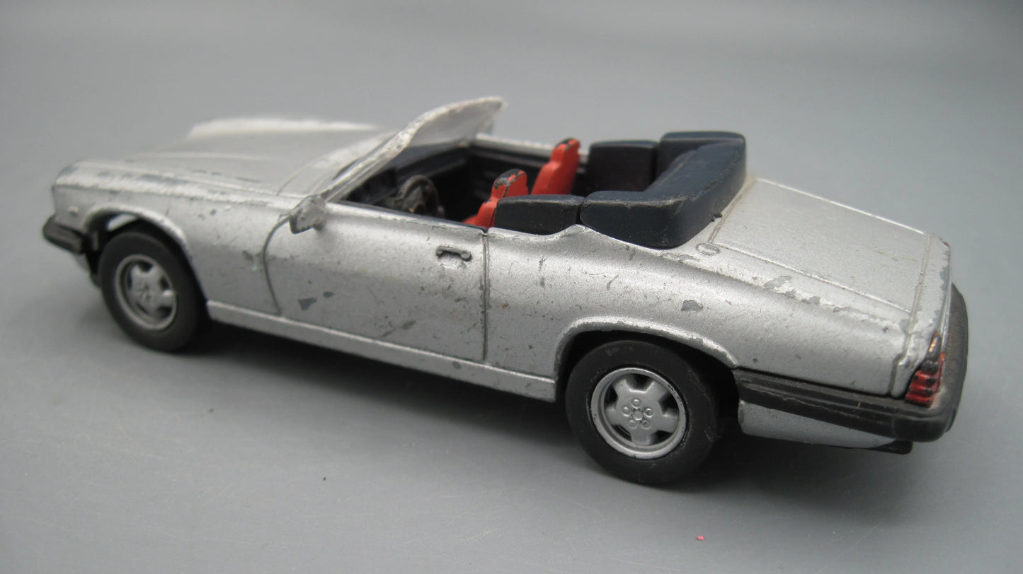New Ray   Jaguar XJ-S V12 1988 Silver