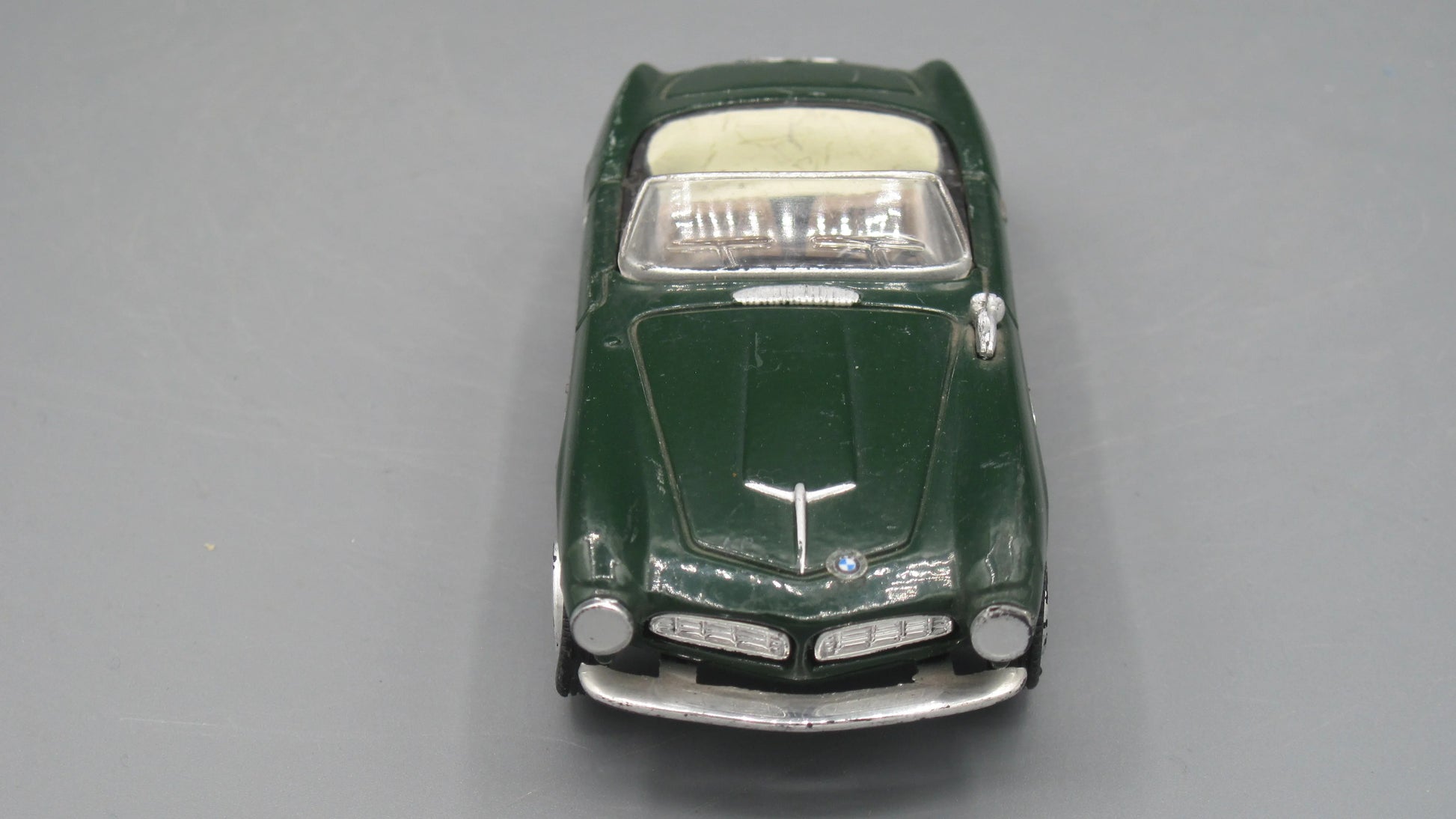 New-Ray   BMW 507  Green 