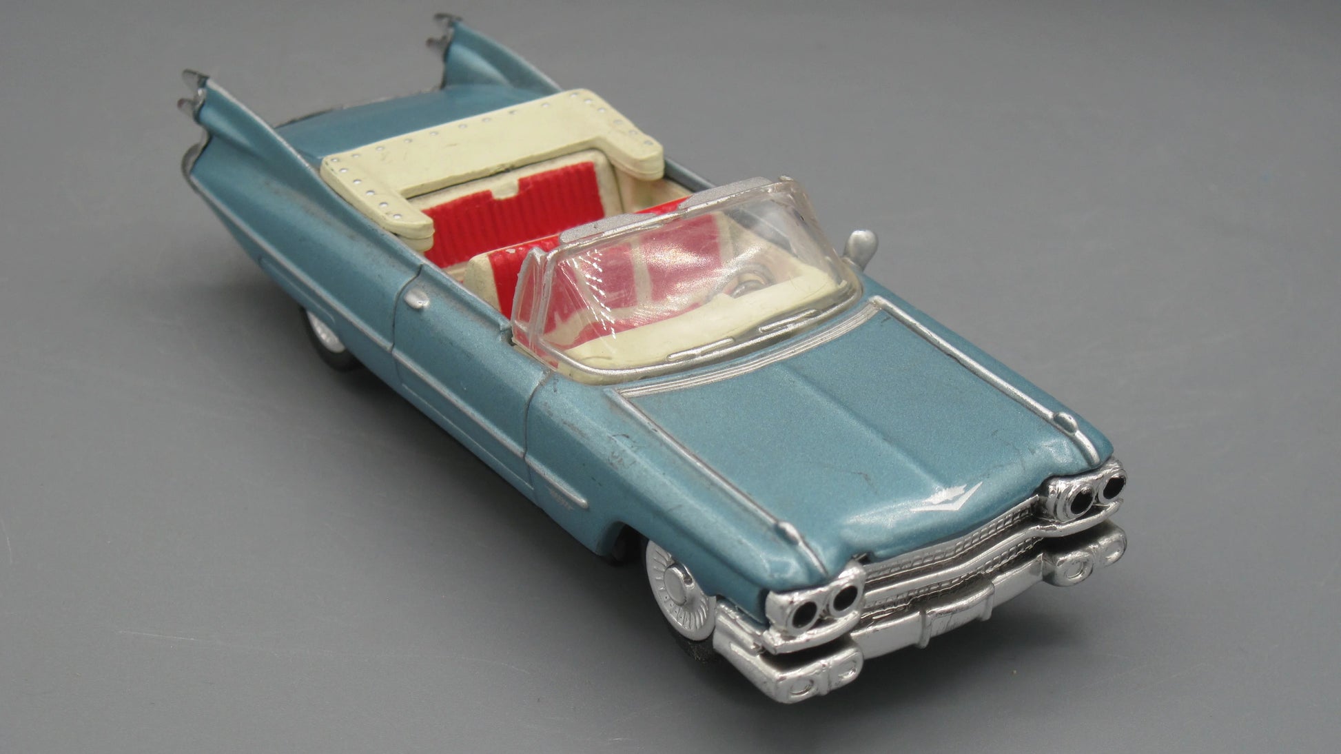 New-Ray   Cadillac  Series 62 1959 Blue 
