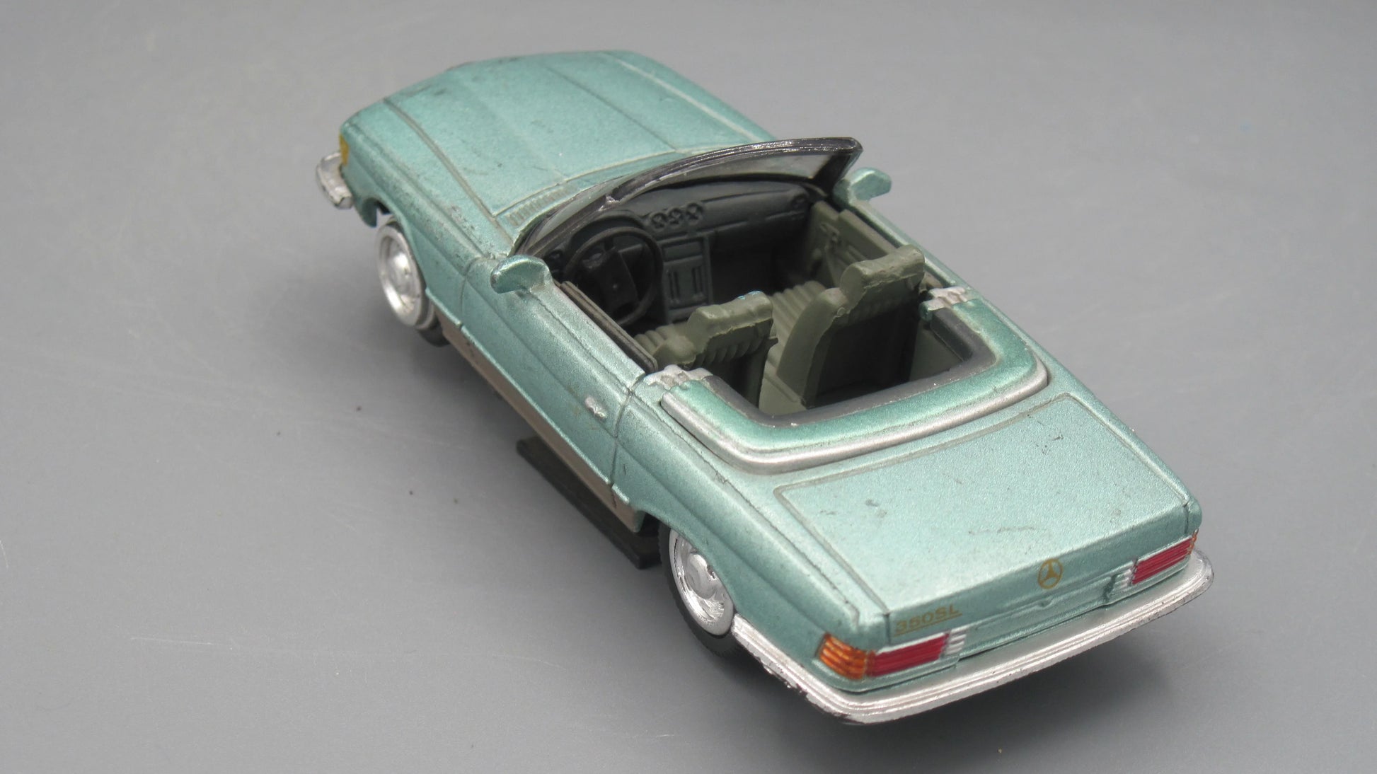 New-Ray   Mercedes-Benz 350 SL 1971 Green 