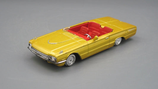 New-Ray   Ford Thunderbird 1966 Golden