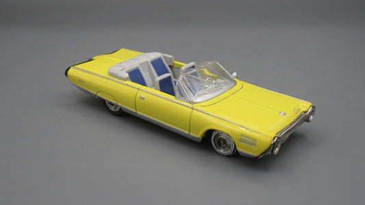 New-Ray   Chrysler Turbine Car 1964 Yellow