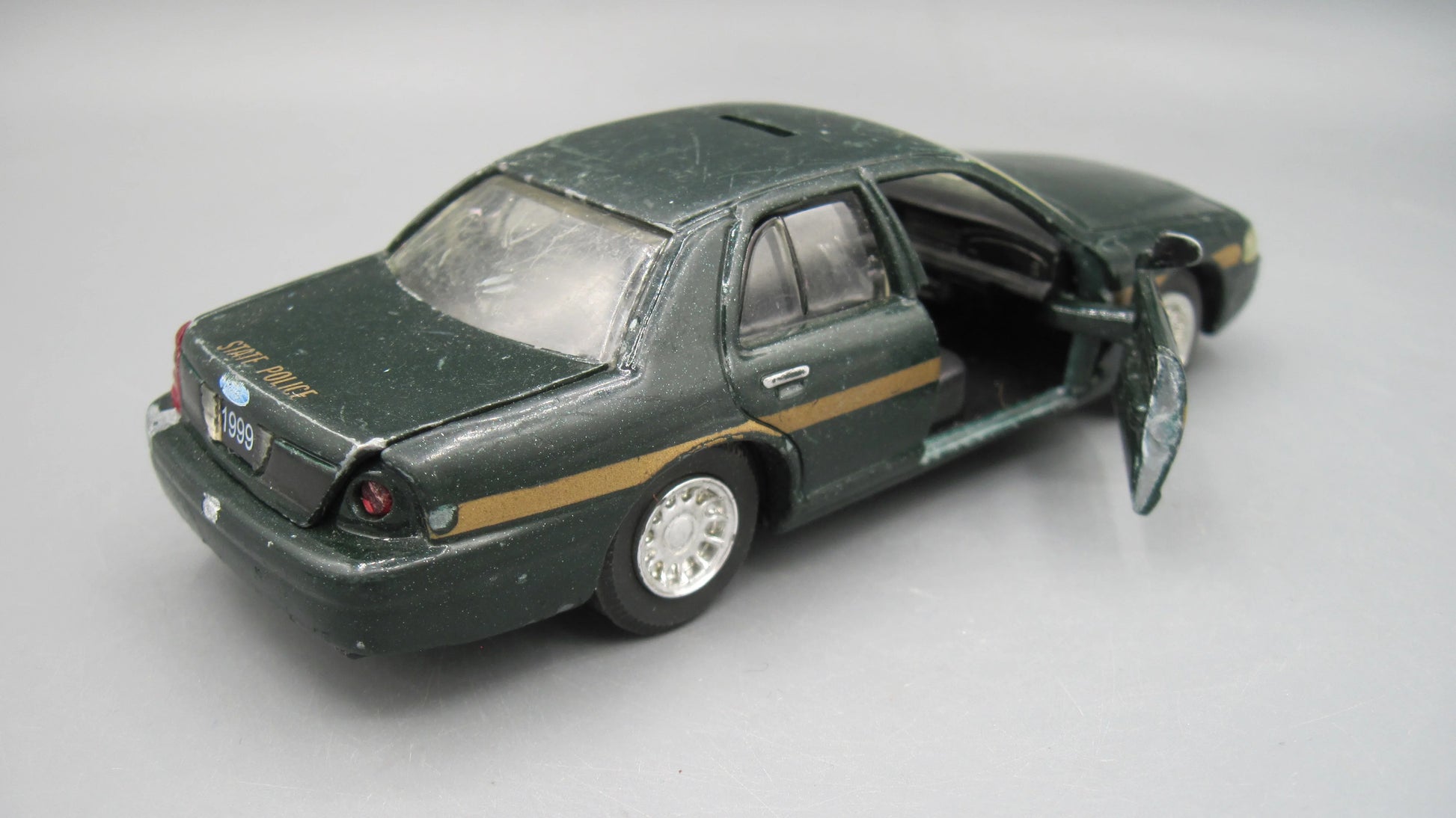 Road Champs   Ford Crown Victoria Police Interceptor 1999 Green