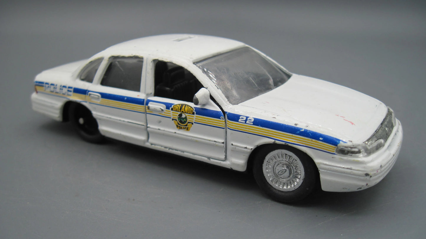 Road Champs   Ford Crown Victoria 1997 White
