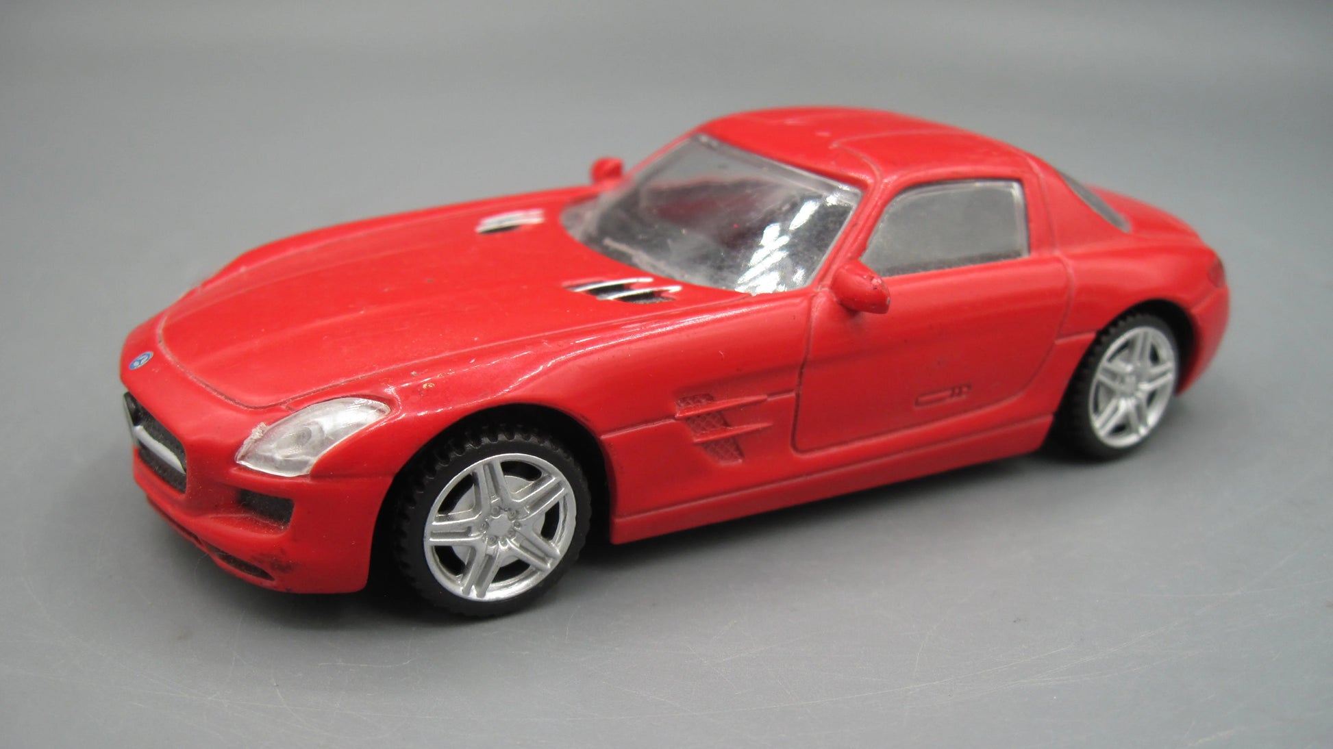 Rastar   Mercedes-Benz SLS AMG  Red