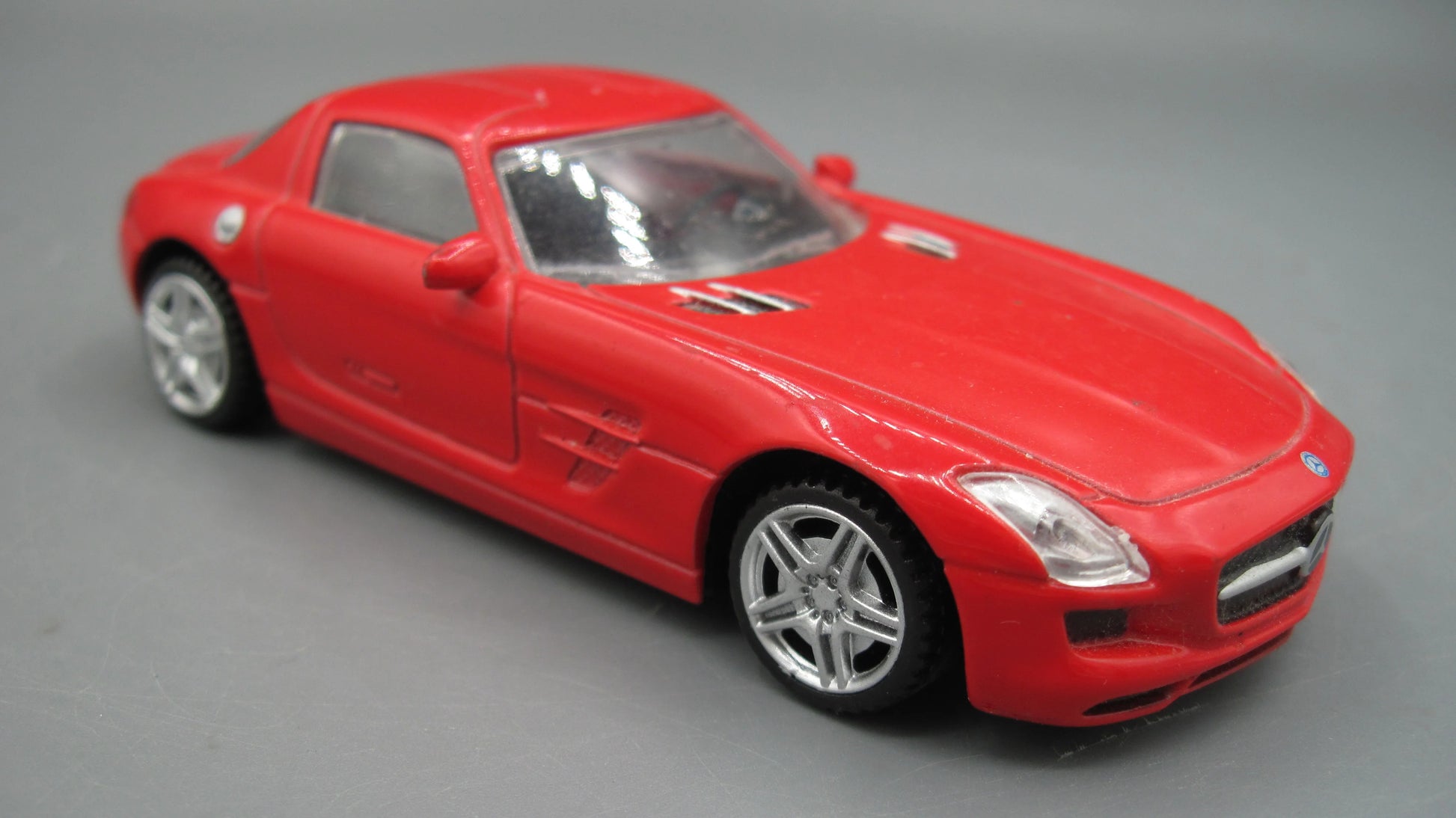 Rastar   Mercedes-Benz SLS AMG  Red
