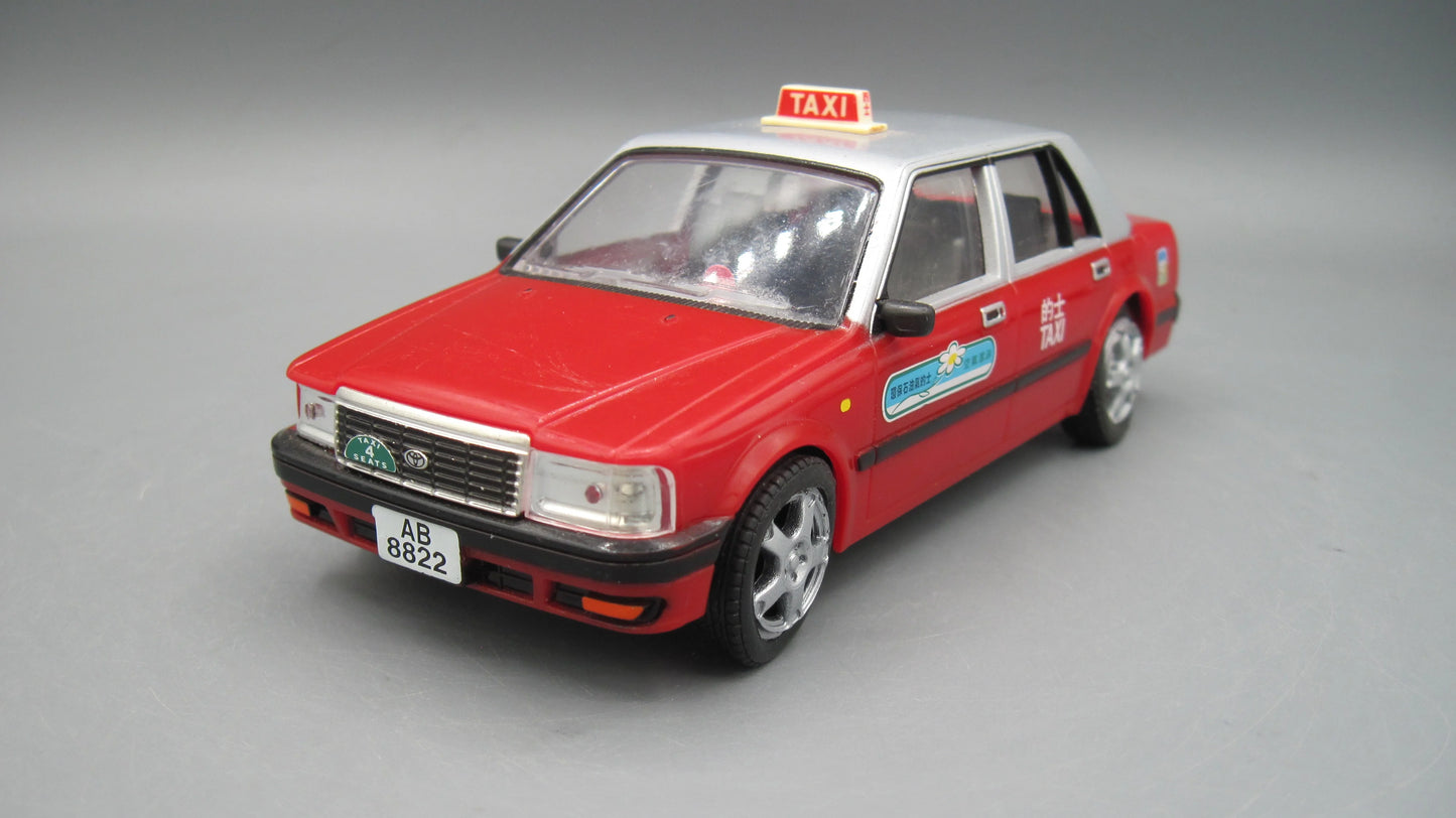 Realtoy   Toyota Crown Comfort  Red & Silver