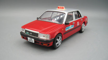 Realtoy   Toyota Crown Comfort  Red & Silver
