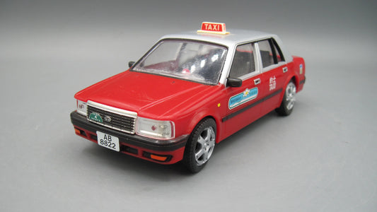 Realtoy   Toyota Crown Comfort  Red & Silver