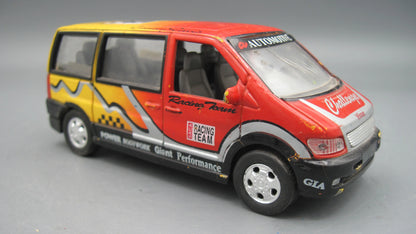 Realtoy    Landy Davis Van  Red & Yellow
