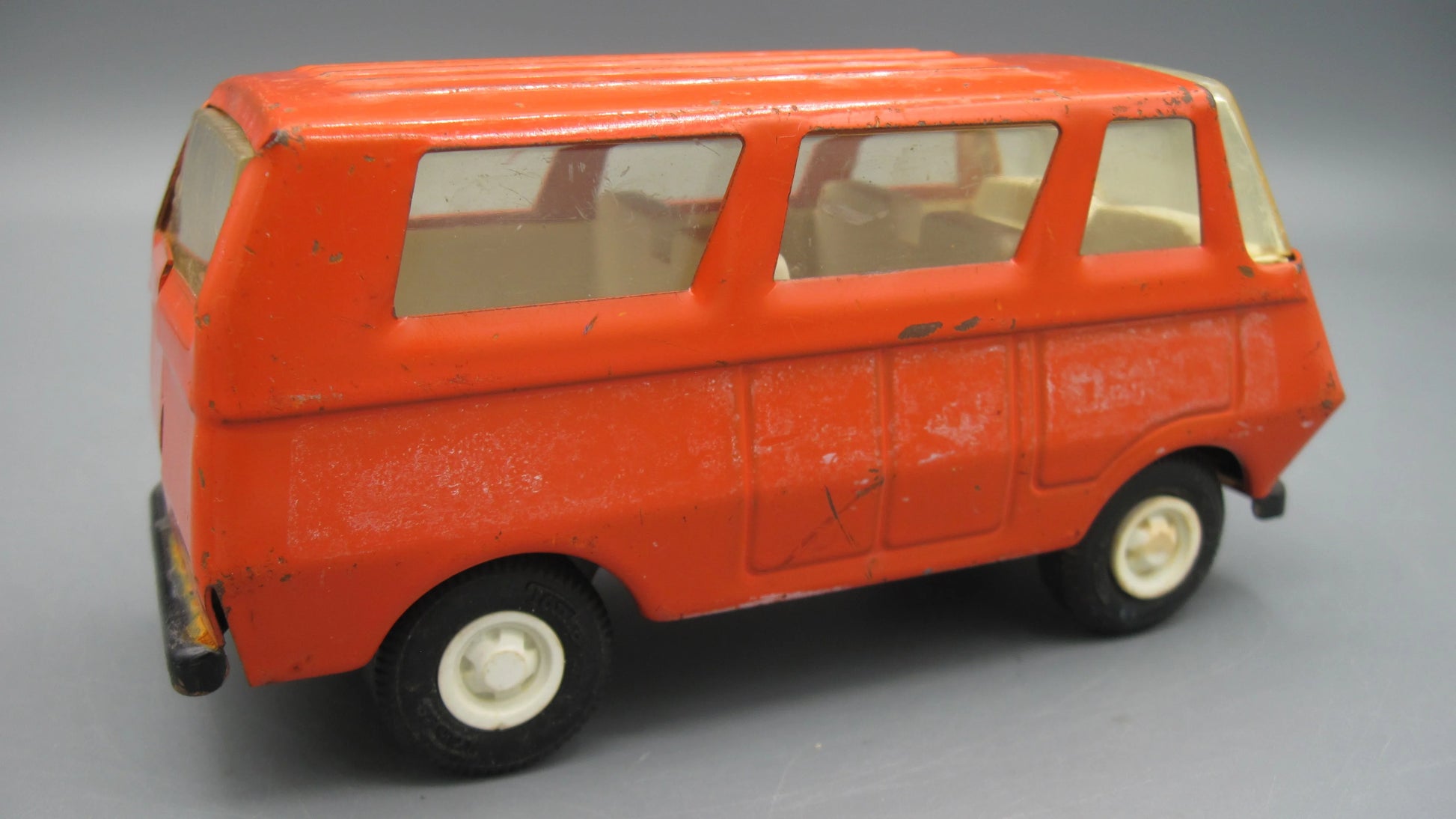 Tonka    Van  Orange