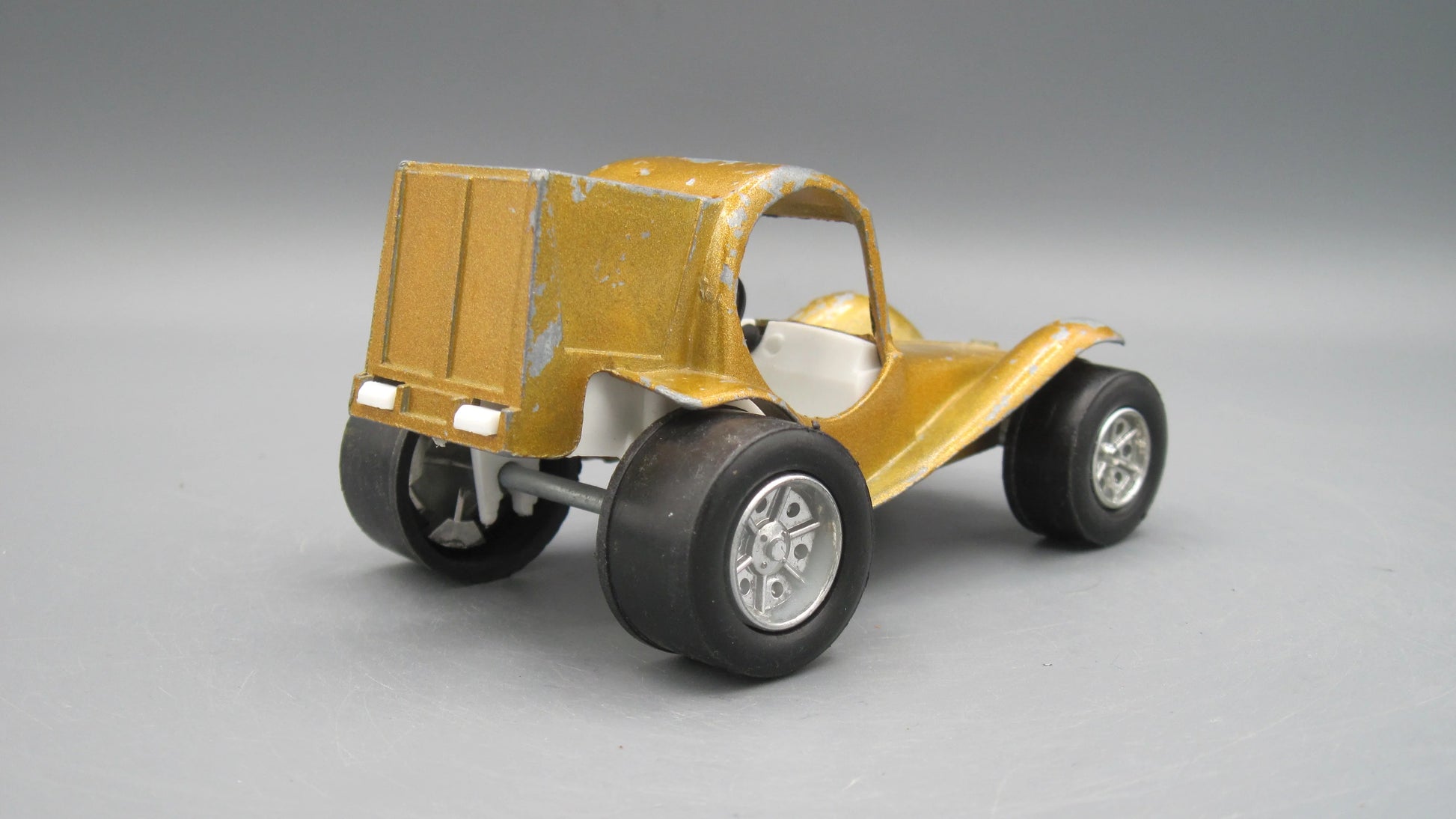 Tootsie Toy    Pie Wagon  Golden