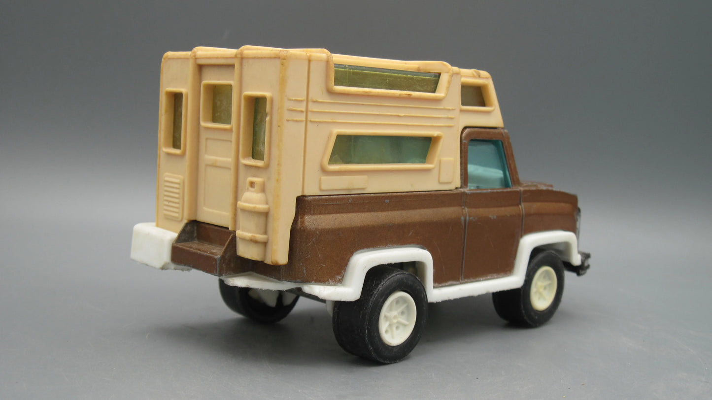 Tootsie Toy     Strombecker Camper Pick-Up Truck  Brown