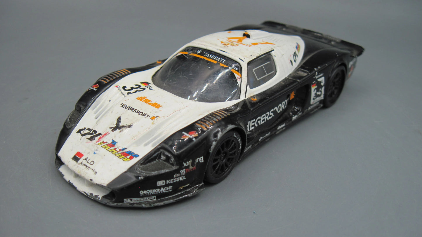 Unbranded   Maserati MC12  Black & White