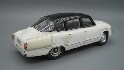 Unbranded   Tatra  603-1  White & Black