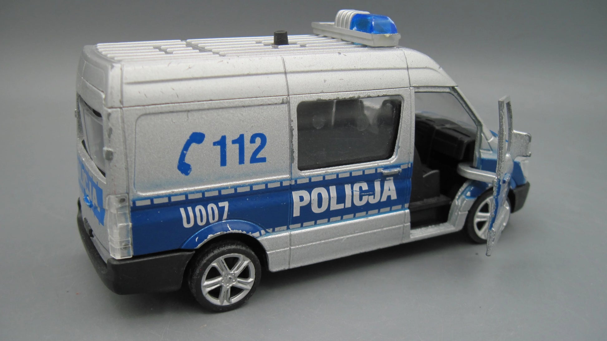 Unbranded    Police Van  Silver