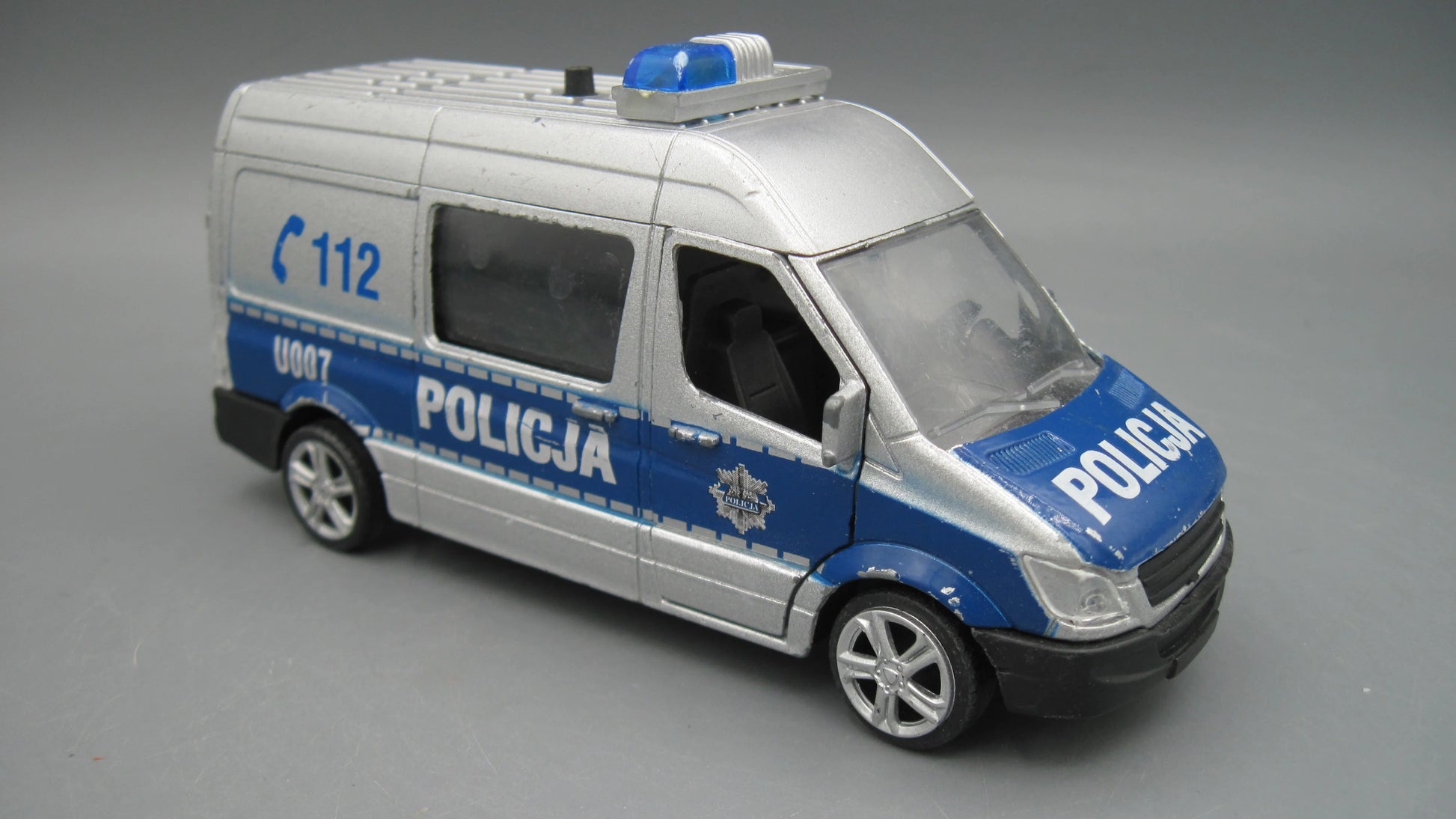 Unbranded    Police Van  Silver