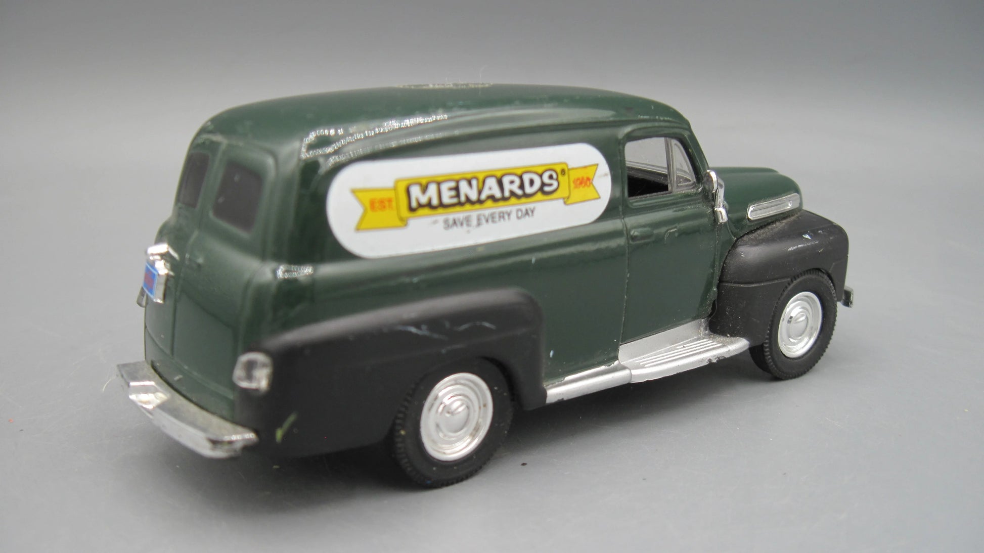 Unbranded   Ford Menards  Green