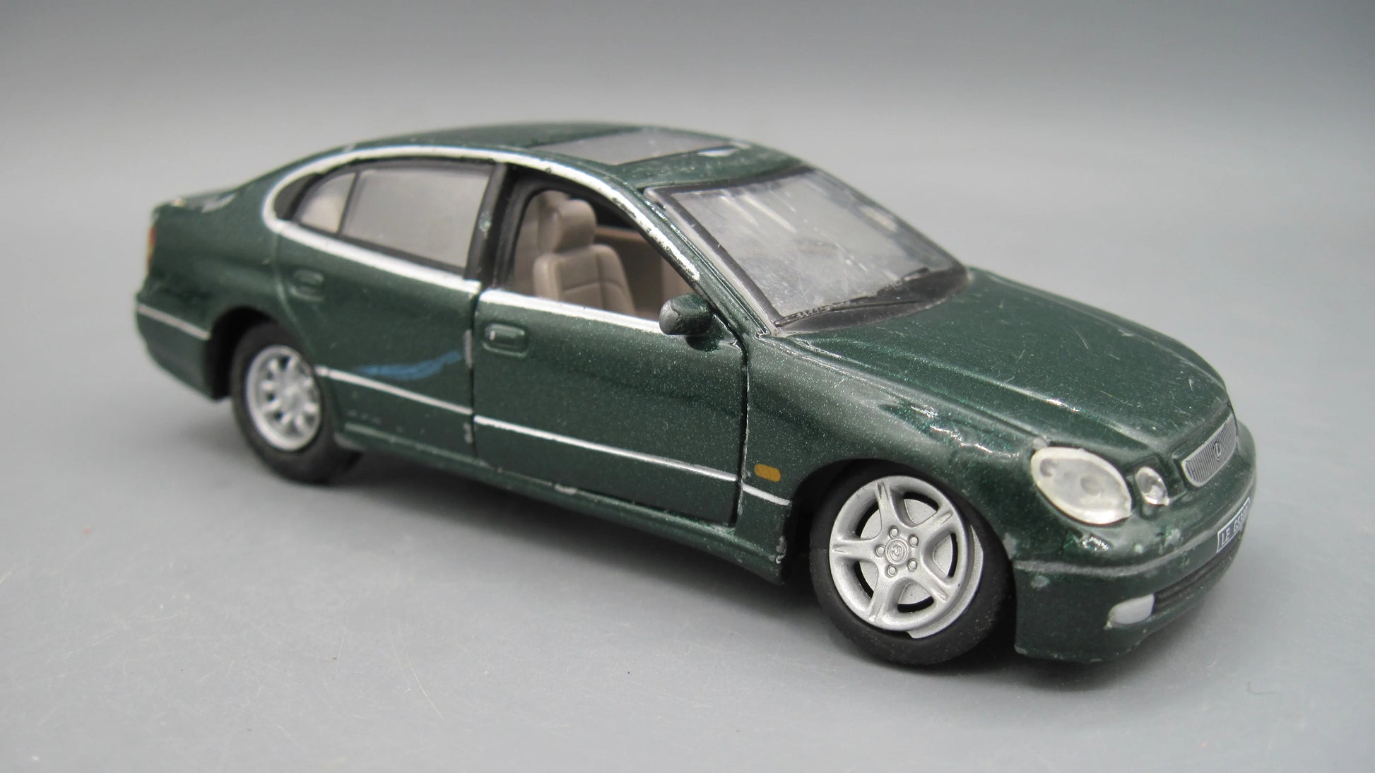 Unbranded   Lexus GS 300  Green