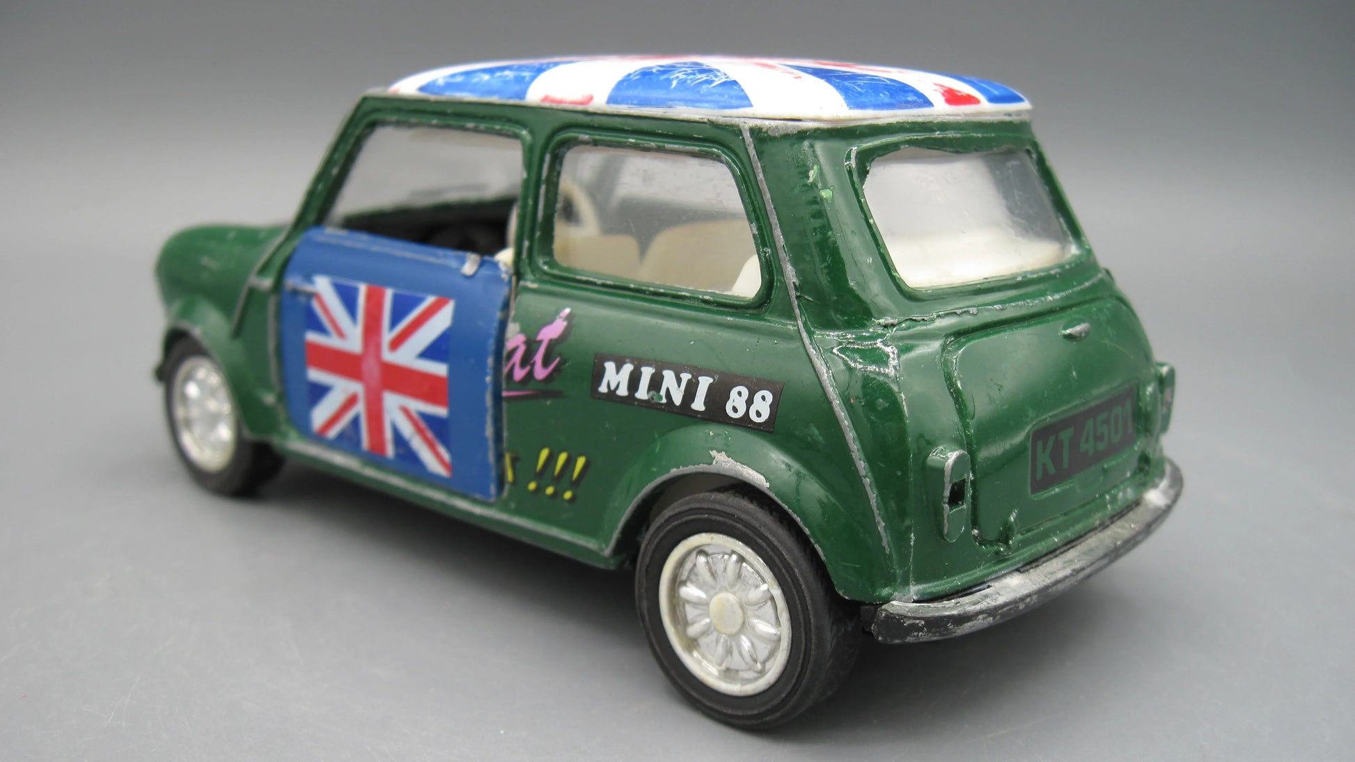 Unbranded   Mini Cooper  Green