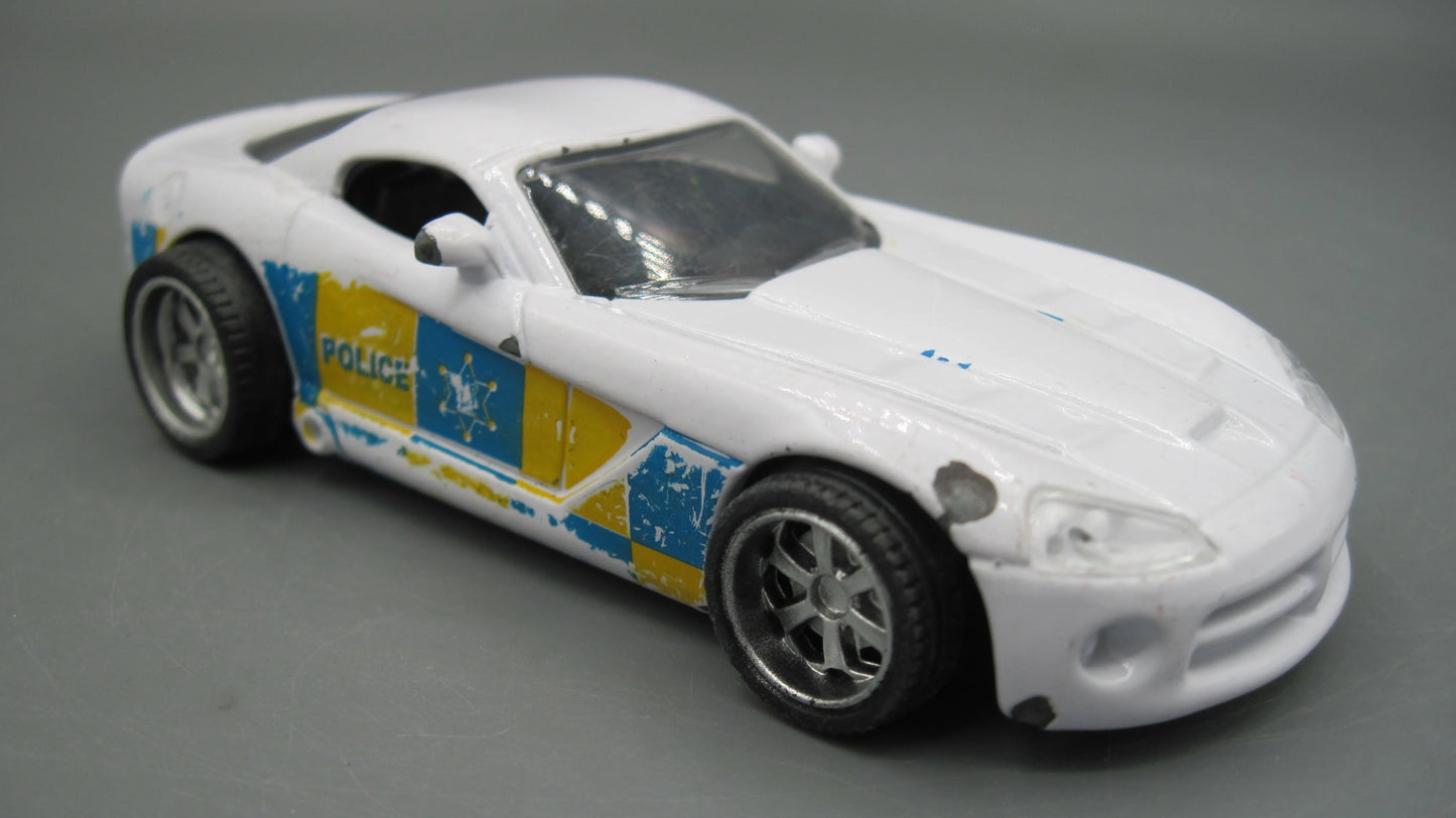 Unbranded   Dodge Viper GTS-R  White