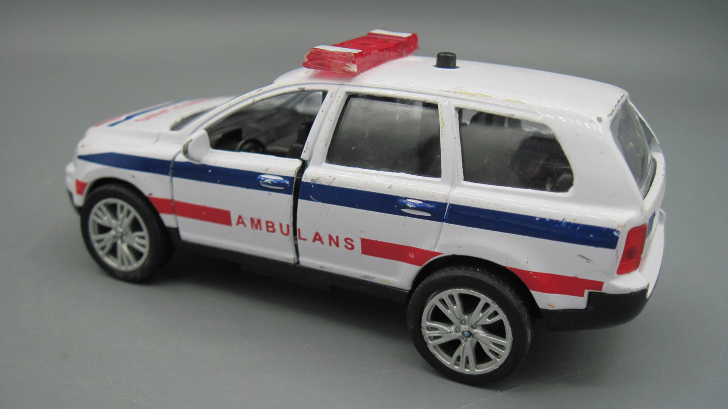 Unbranded   Volvo XC90  White