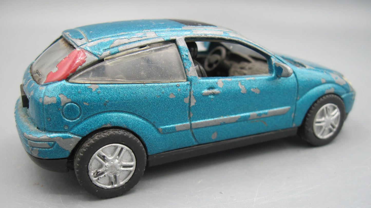 Unbranded   Ford Focus  Green