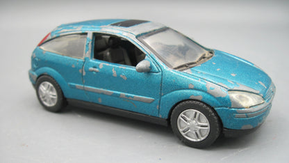 Unbranded   Ford Focus  Green