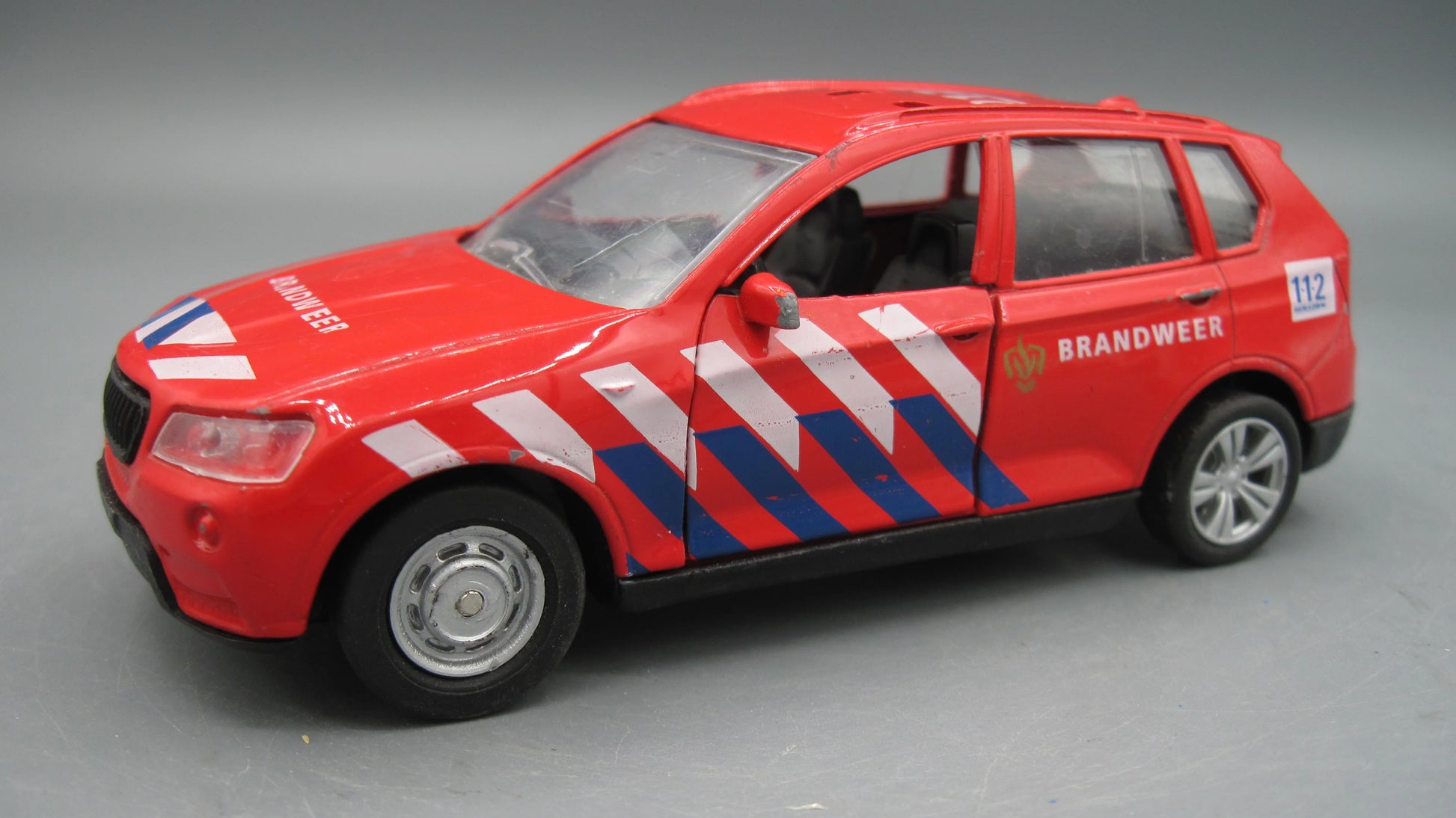 Unbranded    Brandweer  Red