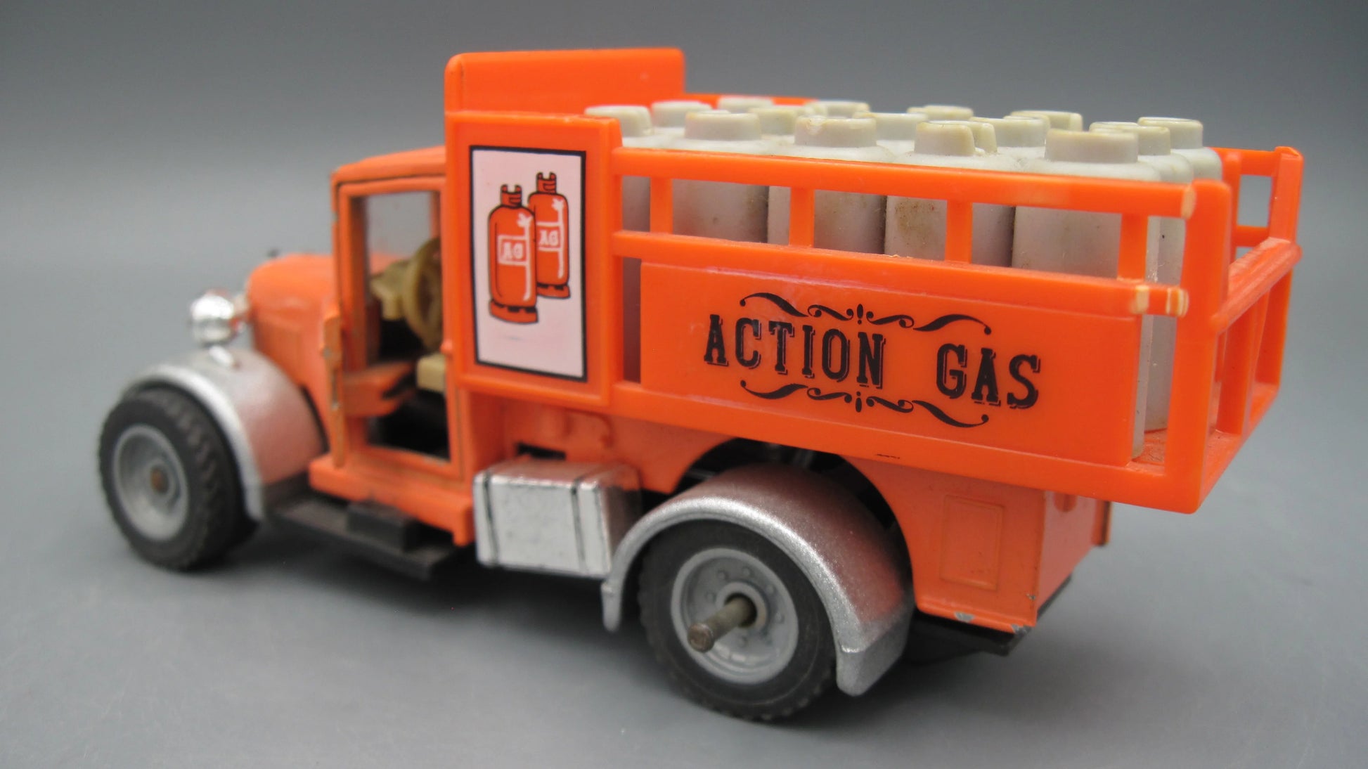Welly   Ford Stake Truck  Orange
