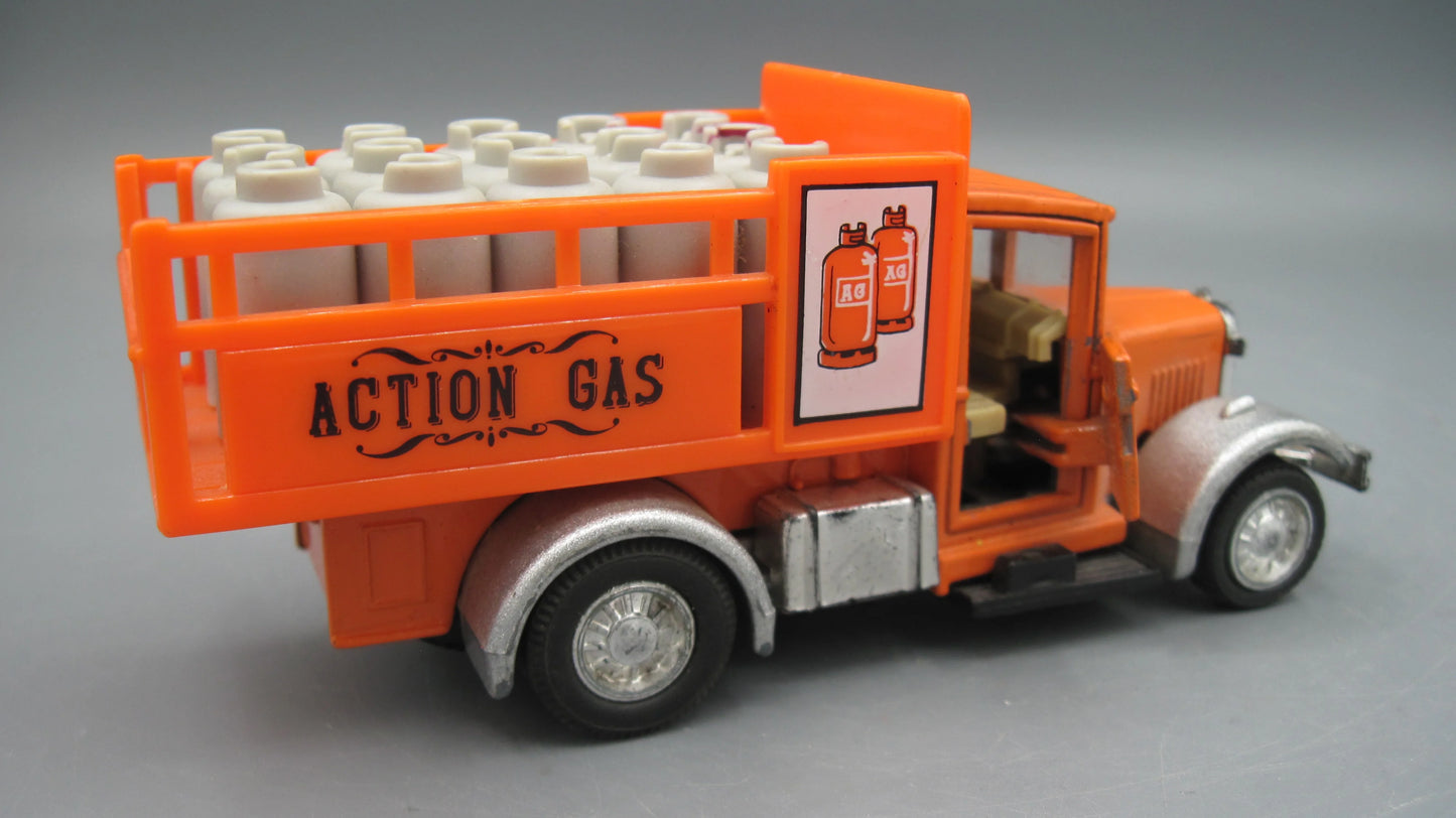 Welly   Ford Stake Truck  Orange