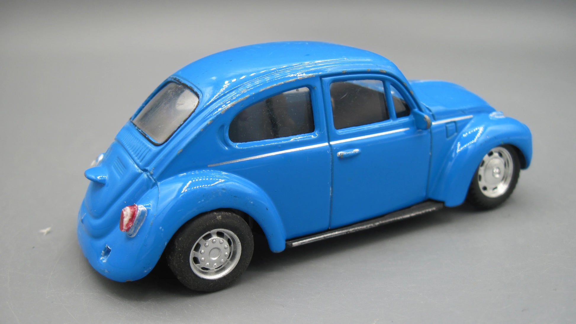 Welly   Volkswagen Beetle  Blue
