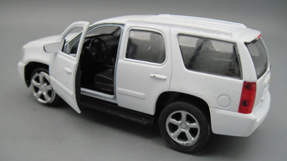 Welly   Chevrolet Tahoe 2008 White