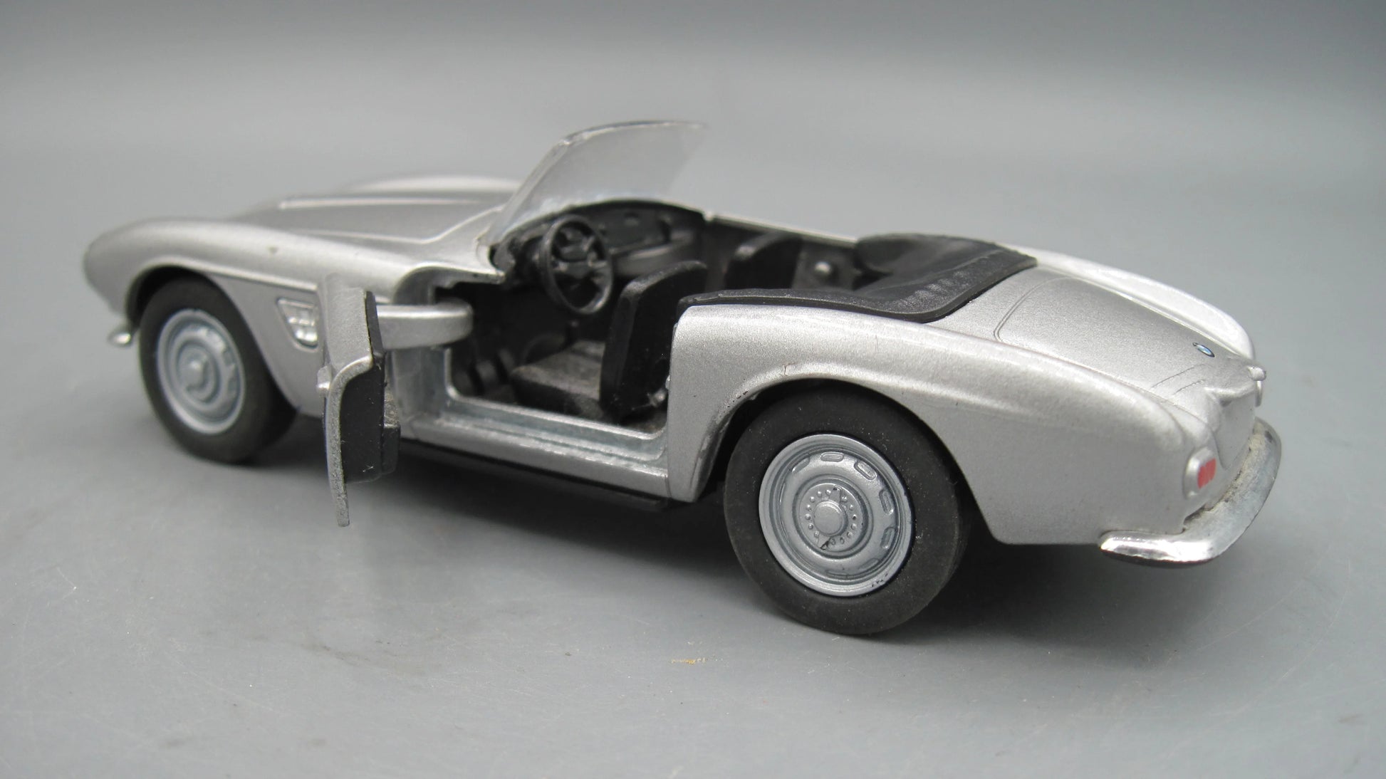 Welly   BMW 507 1956 Silver