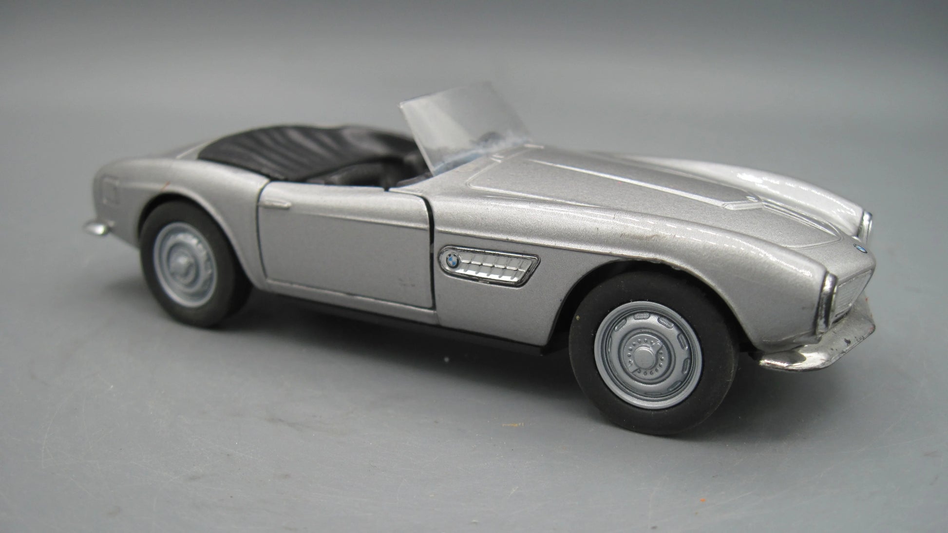 Welly   BMW 507 1956 Silver