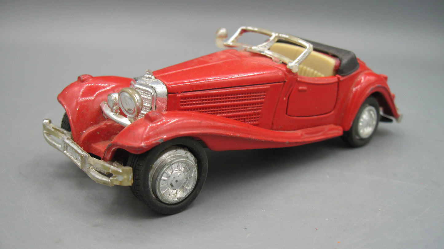 Welly   Mercedes-Benz 500 K  Red