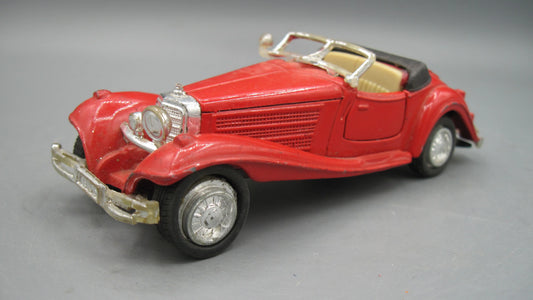 Welly   Mercedes-Benz 500 K  Red