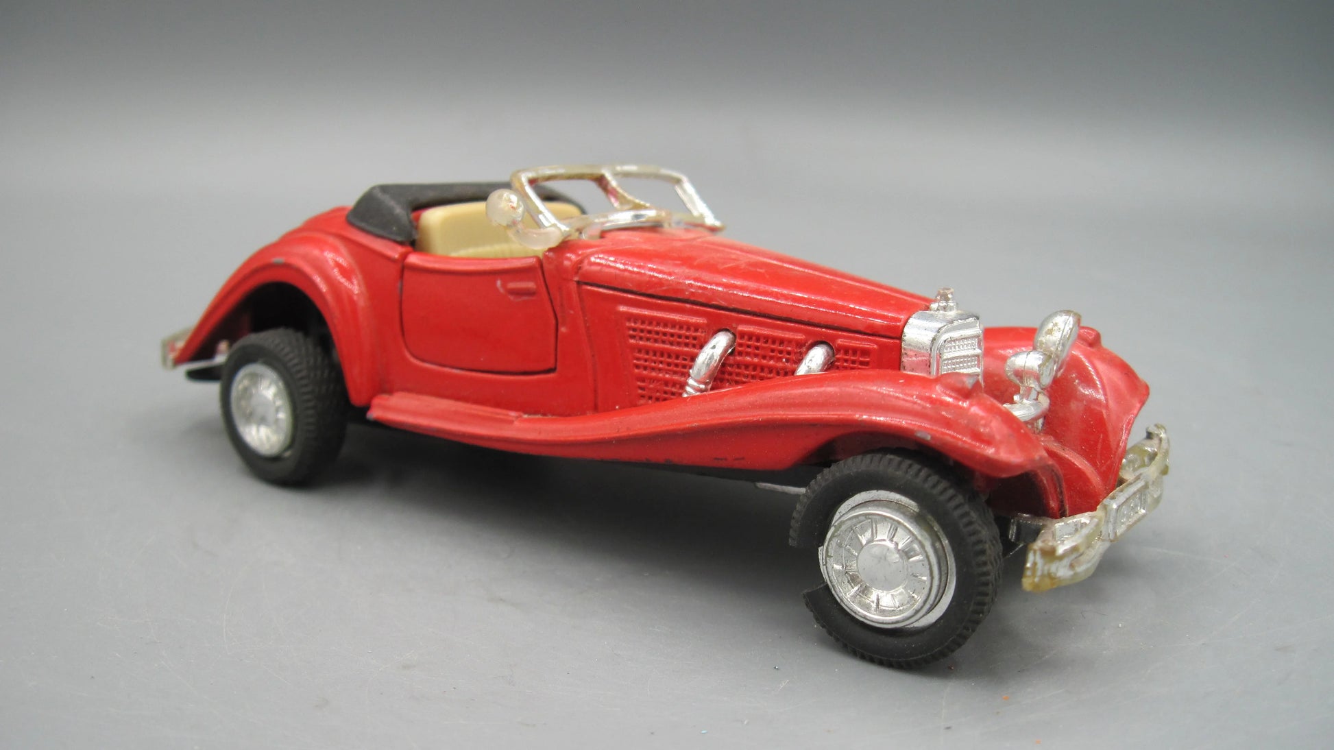 Welly   Mercedes-Benz 500 K  Red