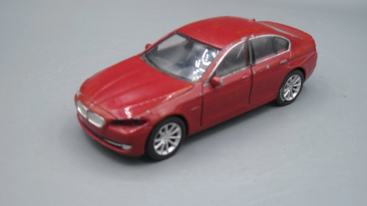 Welly   BMW 535i  Red