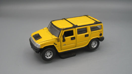 Maisto   GM Hummer H2 SUV  Yellow 
