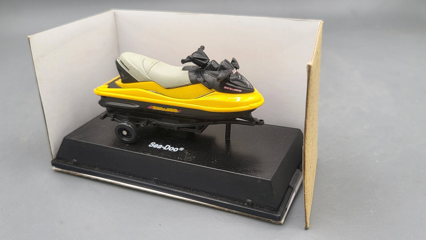 New Ray    Bombardier Sea-Doo GTX 4-TEC Diecast Jet Ski Model  Yellow