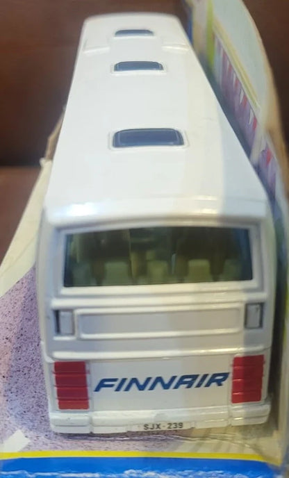 Corgi   Plaxton Coach Finnair, Helsinki-Vantaa Airport 1992 White
