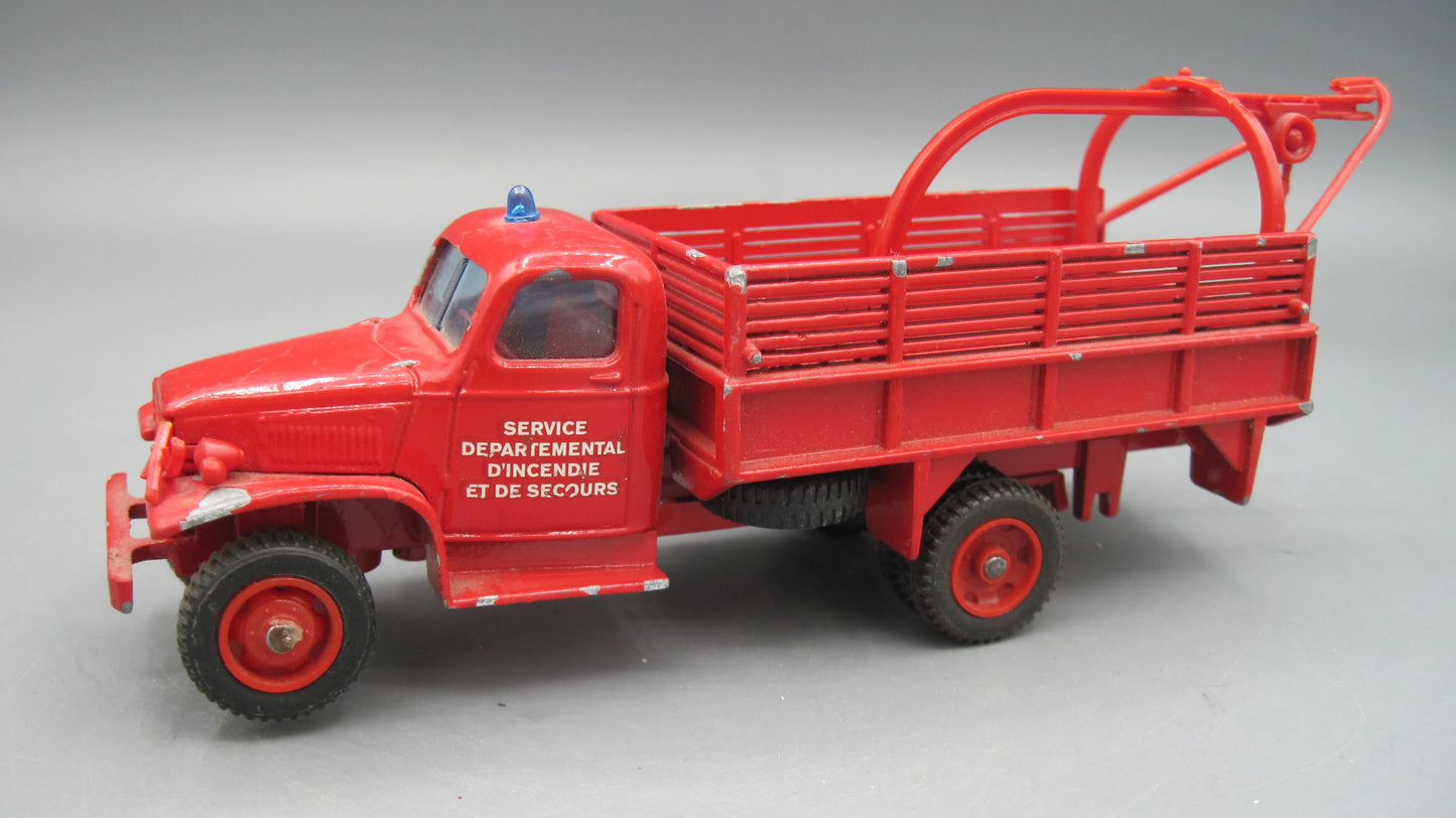 Solido   GMC Fire Truck With Crane  Red