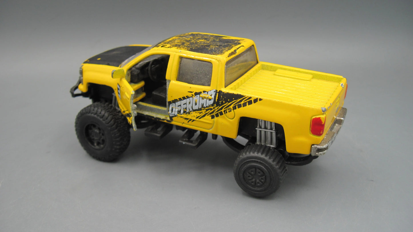 Maisto   Chevrolet Silverado 1500 Z71 2014 Yellow