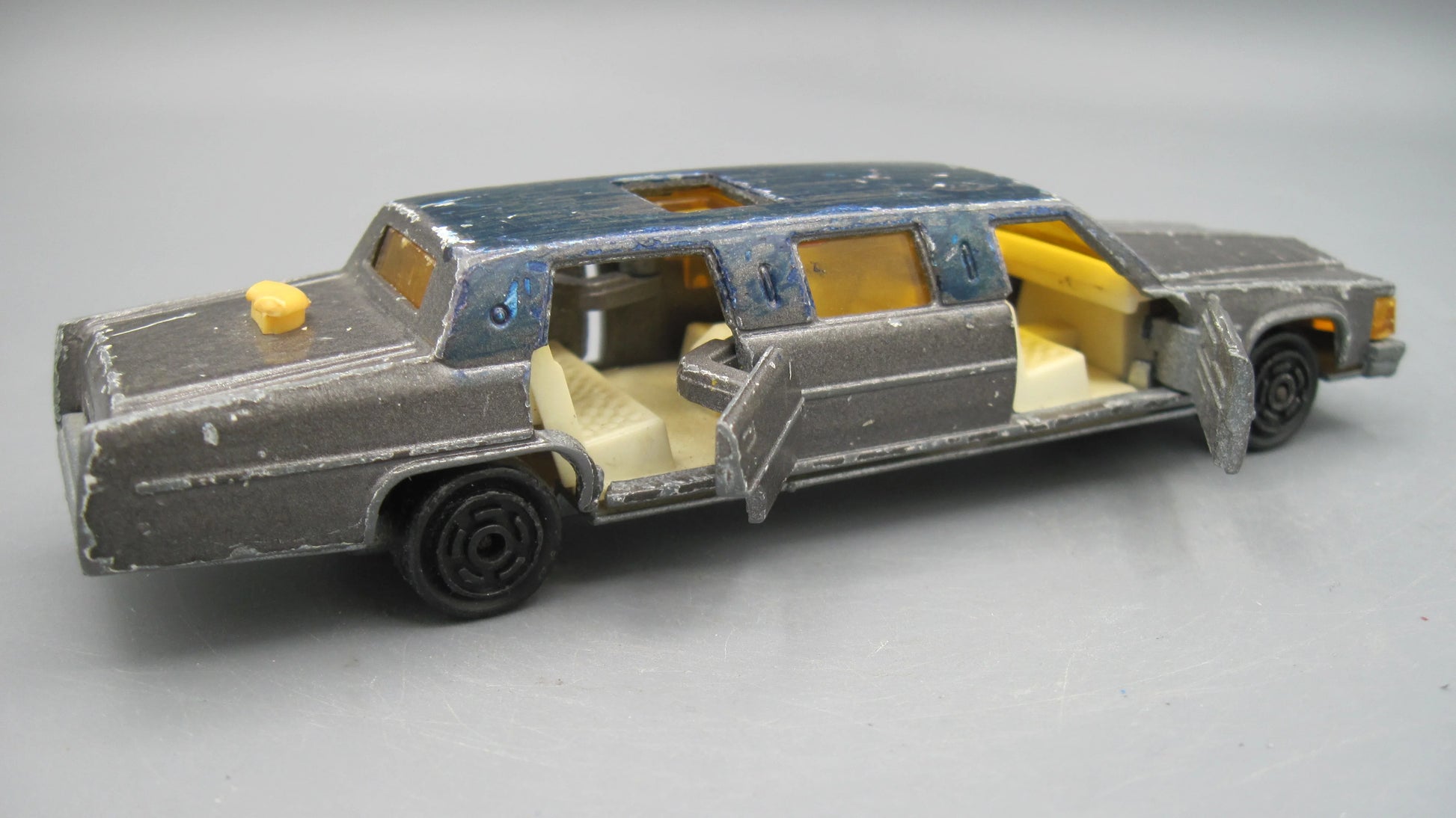 Majorette   Cadillac Limousine  Grey
