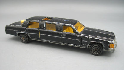 Majorette   Cadillac Limousine  Black