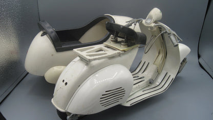 New-Ray   Piaggio Vespa 150 with Side Car 1955 Beige