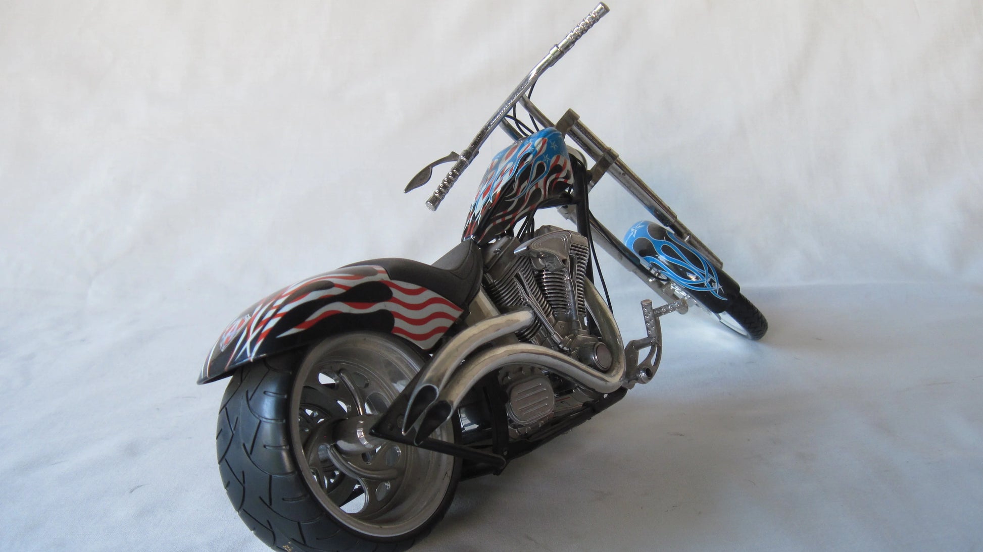 Toy Zone    Custom Chopper Motorcycle  Blue
