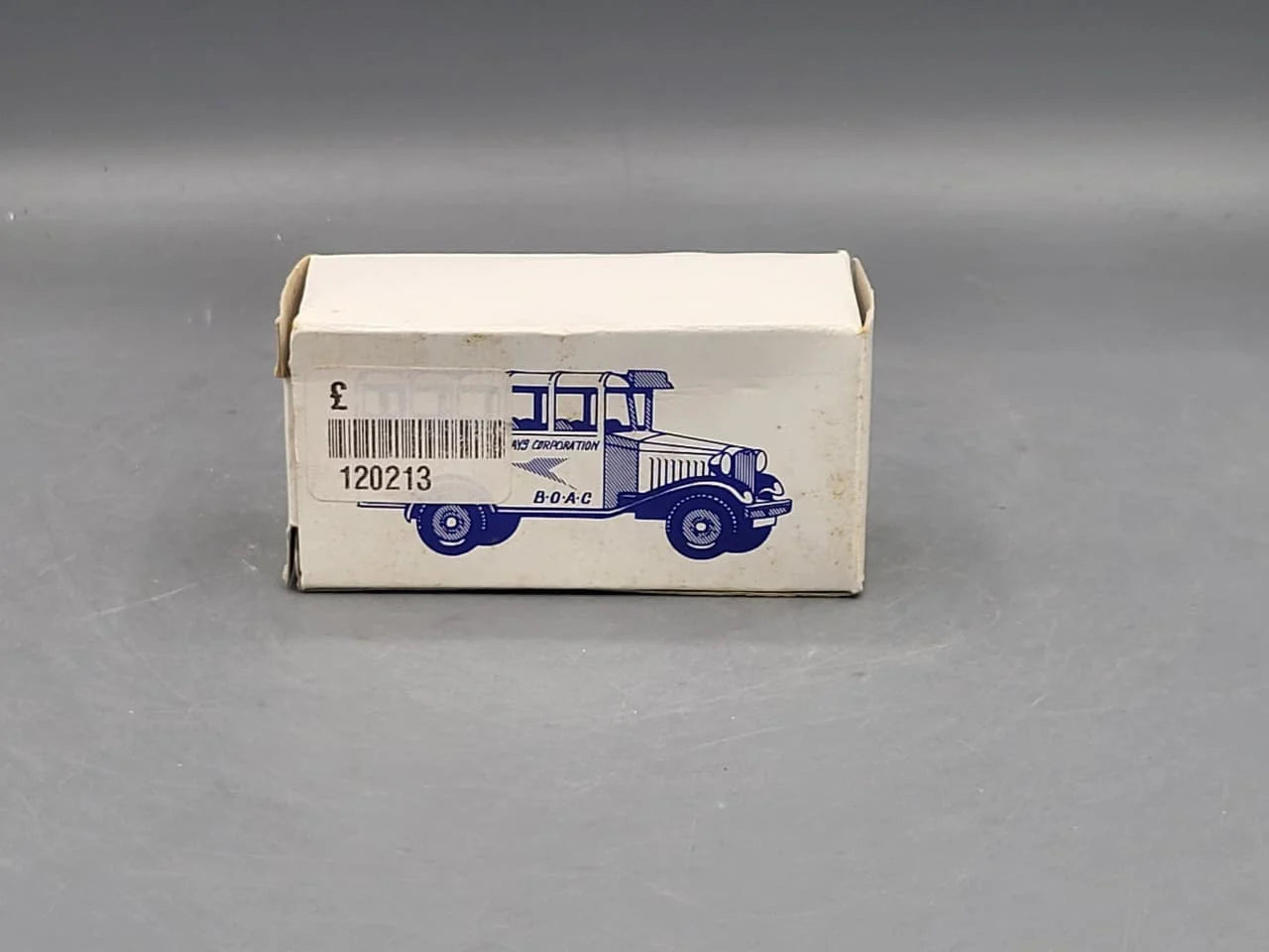 Corgi   Bedford Bus British Overseas Airways  Blue