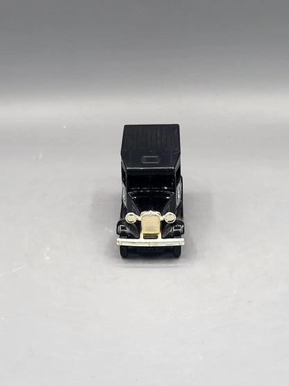 Lledo   Ford Model T - Bassett's - Days Gone 1934 Black